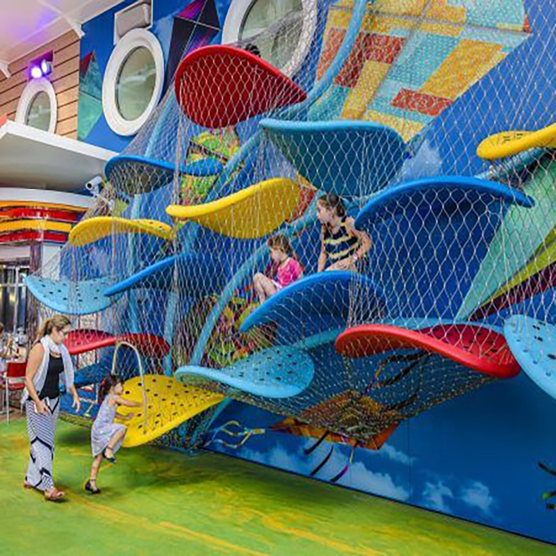 อุปกรณ์สนามเด็กเล่นเหล็กแบบตาข - Outdoor Adventure Center บทวิจารณ์และราคา